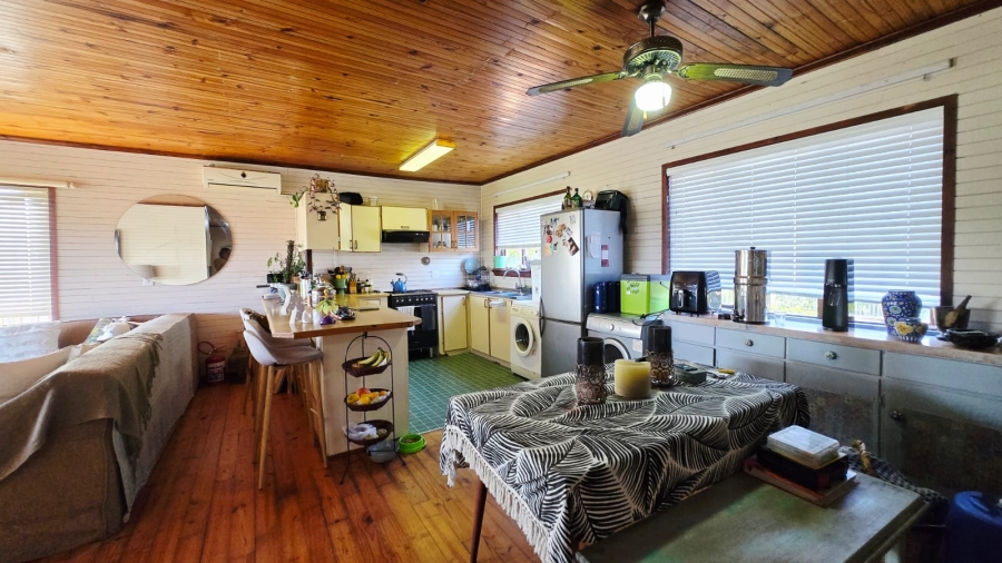 5 Bedroom Property for Sale in Sedgefield Central Western Cape